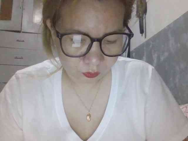 Shaylicious webcam