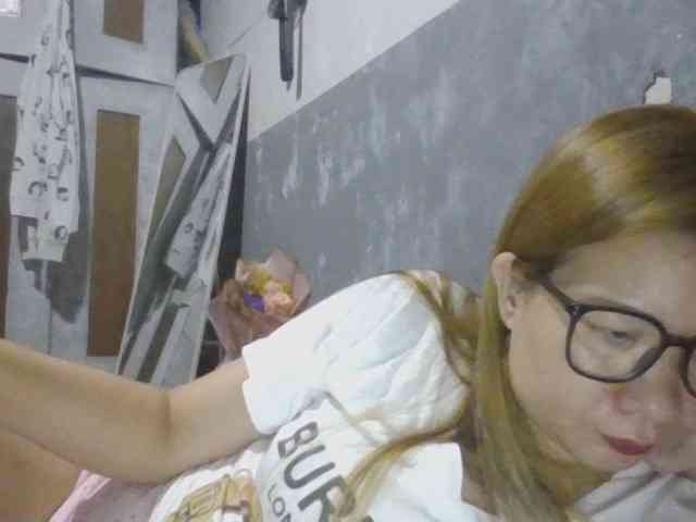 Shaylicious webcam