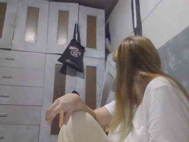 Shaylicious webcam