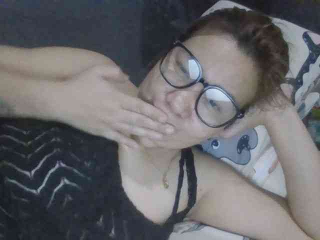 Shaylicious webcam