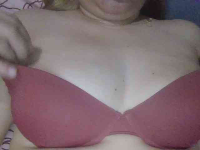 Shaylicious webcam