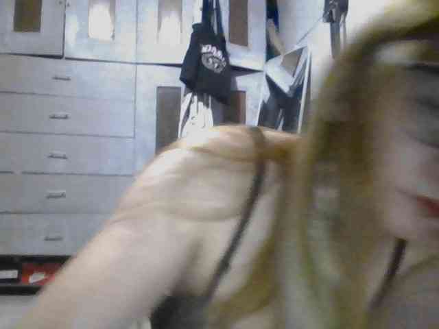 Shaylicious webcam