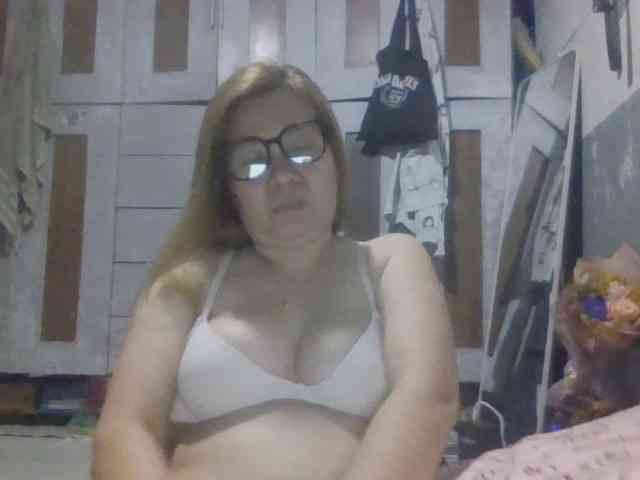 Shaylicious webcam