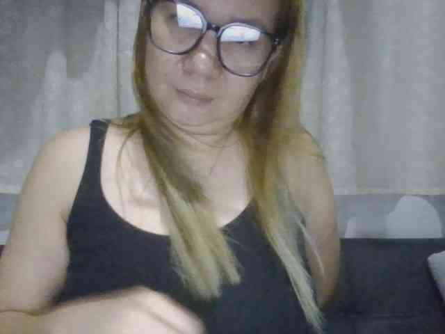 Shaylicious webcam
