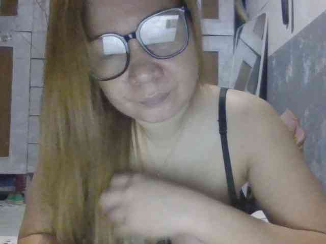 Shaylicious webcam