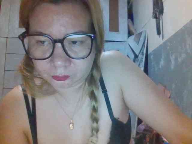 Shaylicious webcam
