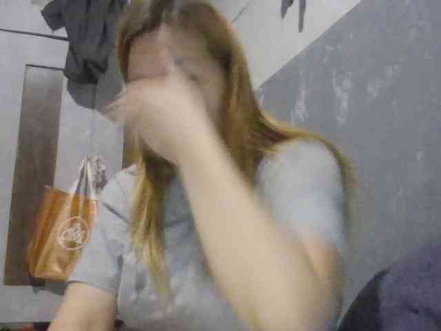 Shaylicious webcam
