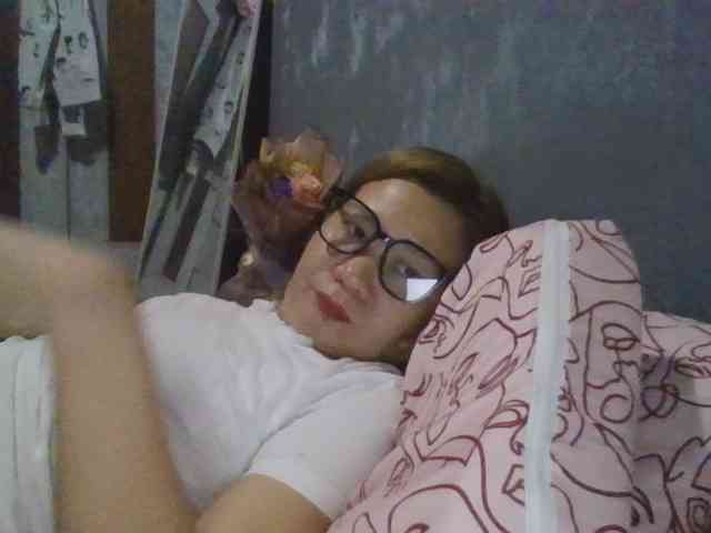 Shaylicious webcam