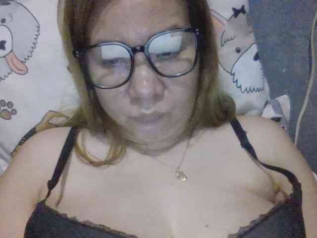 Shaylicious webcam