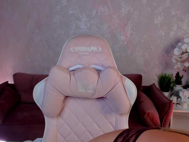 VanessaHarrs Live Cam on BongaCams