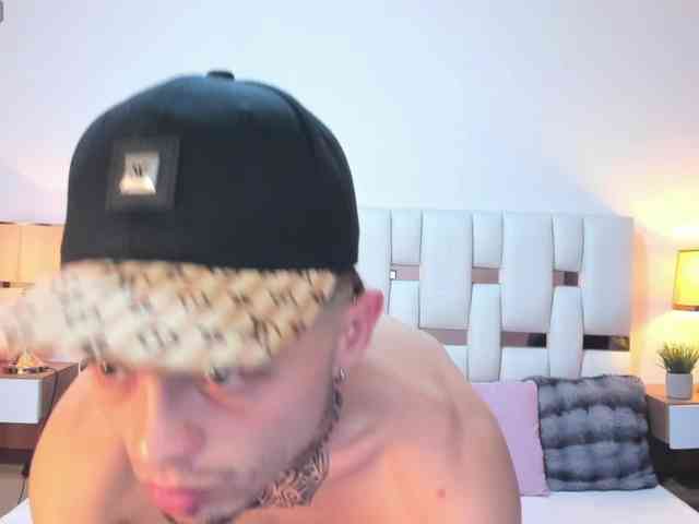 Zeusdamian21 Zeusdamian21