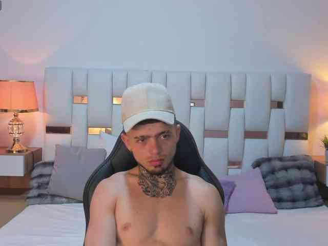 Zeusdamian21 Zeusdamian21