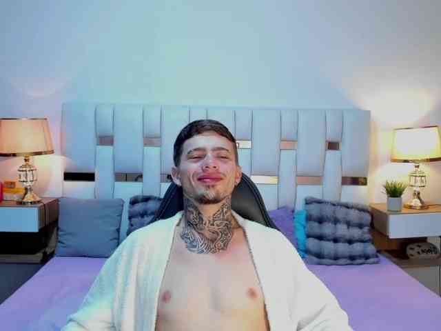 Zeusdamian21 Zeusdamian21