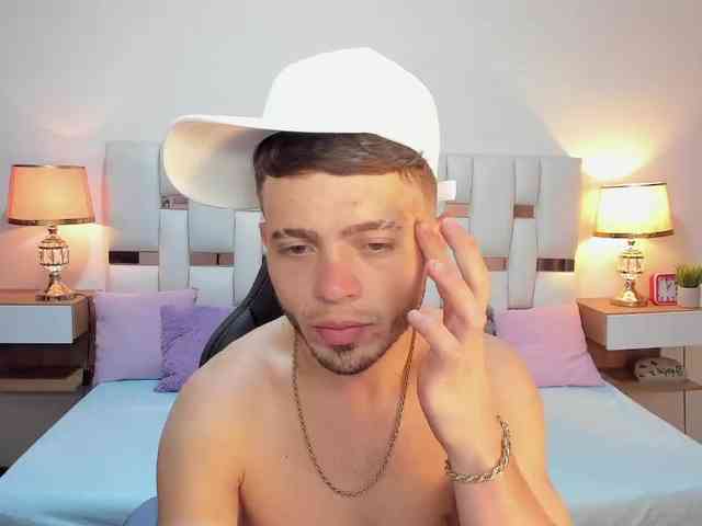 Zeusdamian21 Sex Cam Show