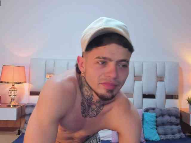 Zeusdamian21 Zeusdamian21