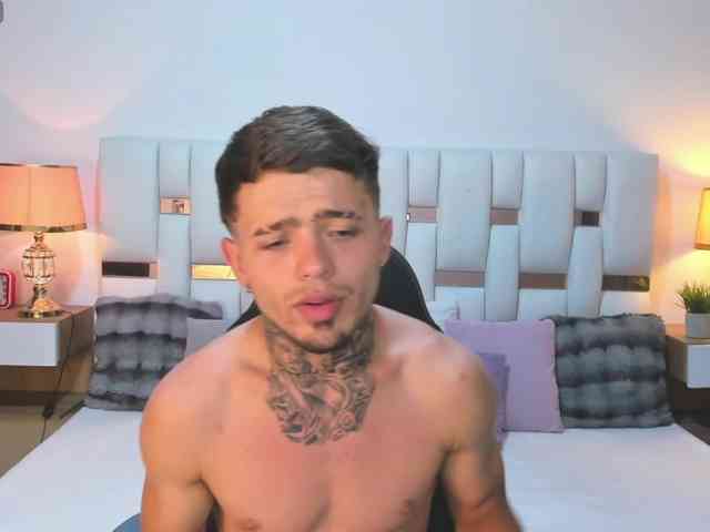 Zeusdamian21 Zeusdamian21
