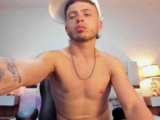 Zeusdamian21 Sex Cam Show