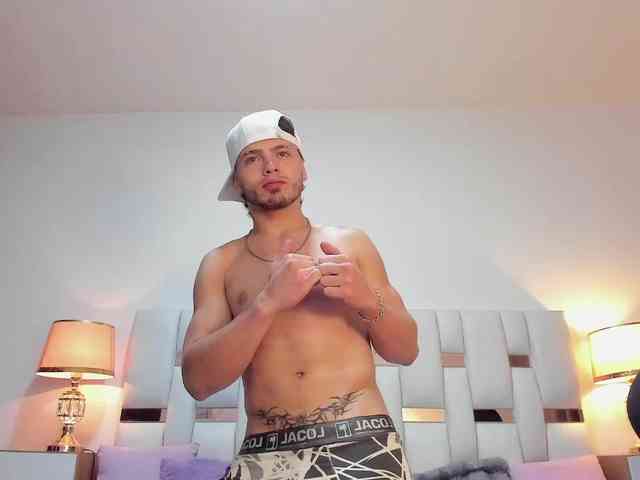 Zeusdamian21 Sex Cam Show