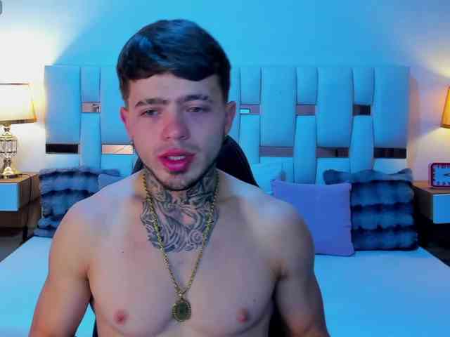 Zeusdamian21 Zeusdamian21