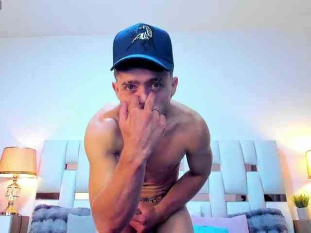 Zeusdamian21 Zeusdamian21