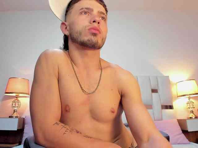 Zeusdamian21 Sex Cam Show