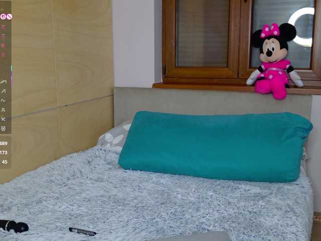Danger-Doll live cam