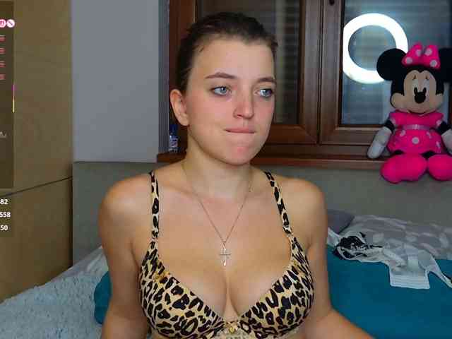 Danger-Doll webcam