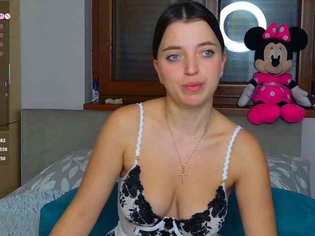 Danger-Doll webcam