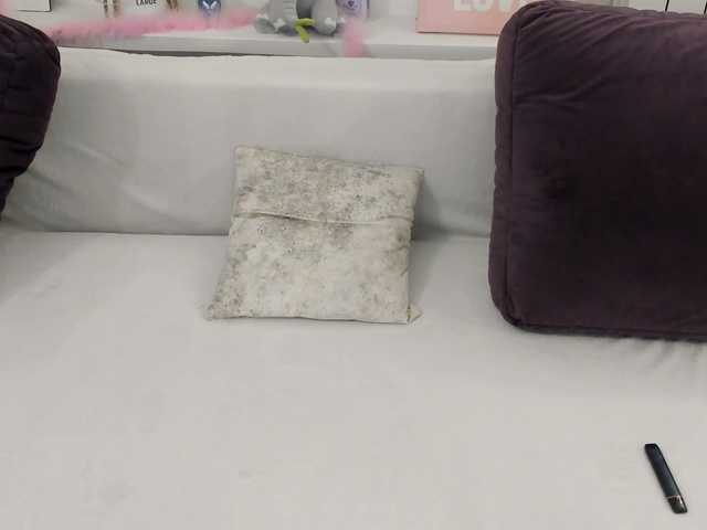 Serennaax live cam on BongaCams