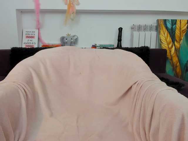 Serennaax live cam on BongaCams