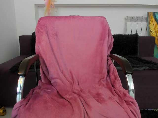Serennaax live cam on BongaCams