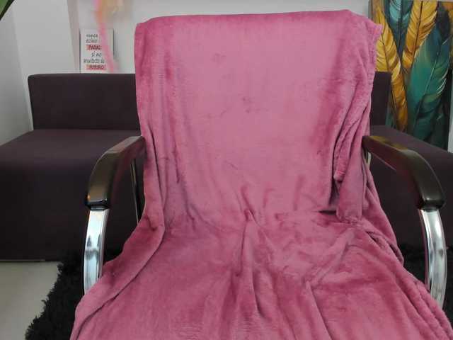 Serennaax live cam on BongaCams
