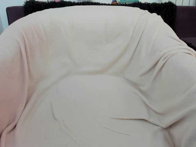 Serennaax live cam on BongaCams