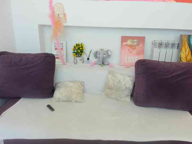 Serennaax webcam