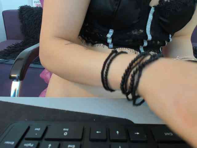 Serennaax webcam