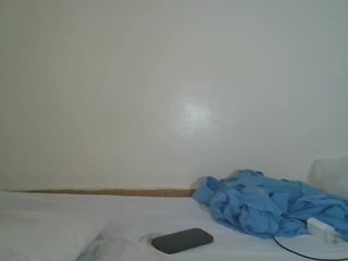 prettyglowing's Live Webcam