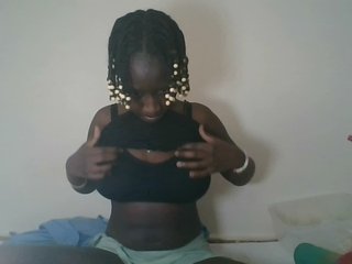prettyglowing's Live Webcam