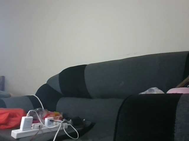 prettyglowing live cam on BongaCams