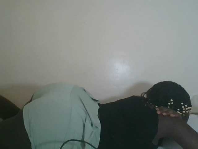 prettyglowing live cam on BongaCams