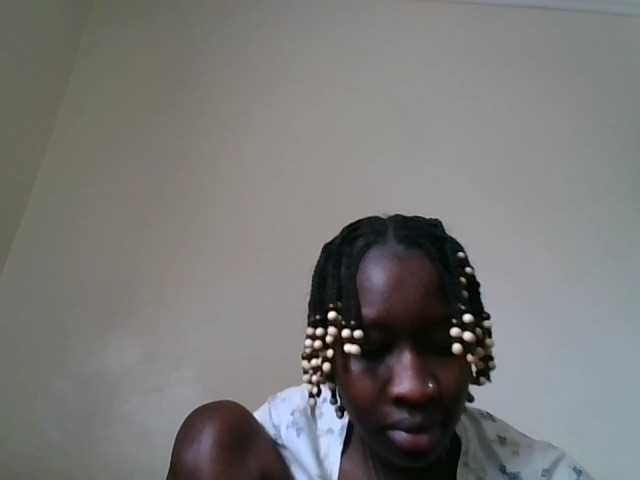 prettyglowing live cam on BongaCams