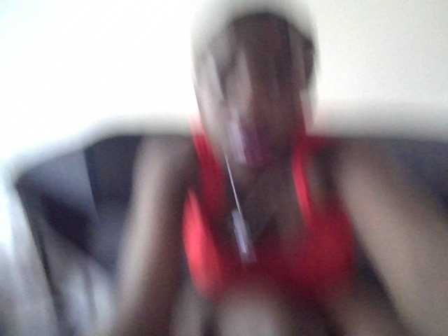 prettyglowing live cam on BongaCams