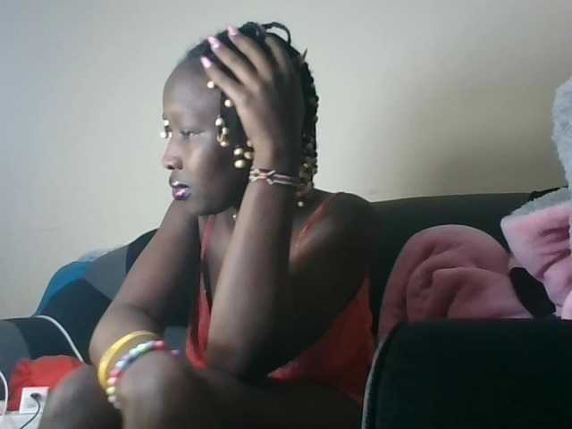 prettyglowing live cam on BongaCams