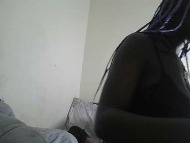 prettyglowing live cam on BongaCams