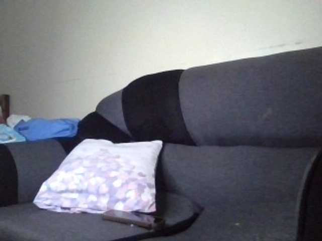 prettyglowing live cam on BongaCams