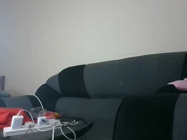 prettyglowing live cam on BongaCams