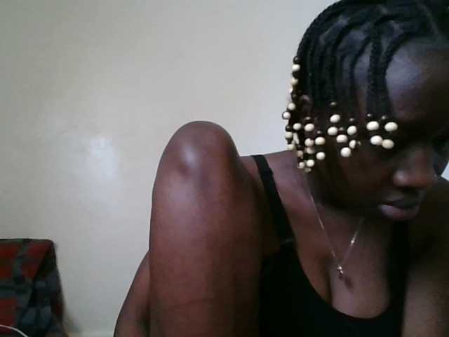 prettyglowing live cam on BongaCams