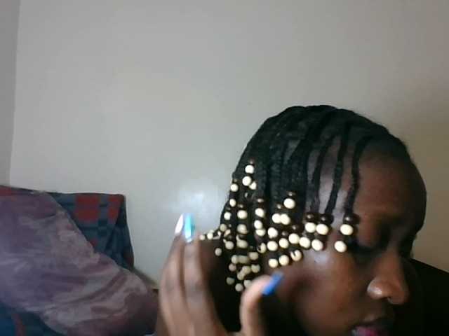 prettyglowing live cam on BongaCams