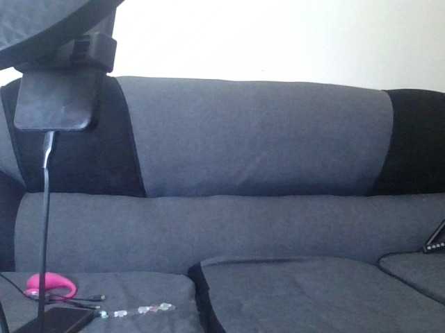 prettyglowing live cam on BongaCams