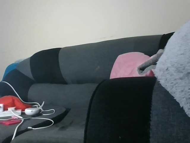 prettyglowing live cam on BongaCams