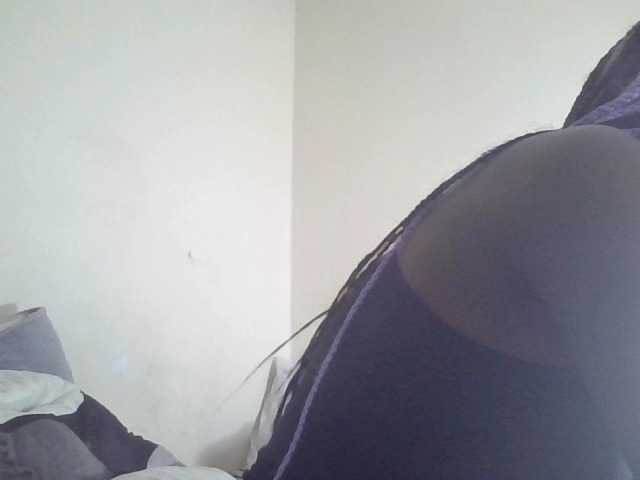prettyglowing live cam on BongaCams